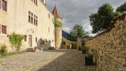 17 - La château de Montmeilleur