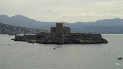 18 - Le château d'If, vu de l'île
