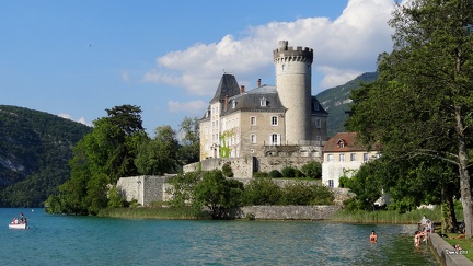 21 - Le château de Duingt