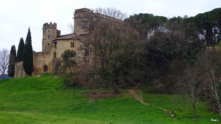13 - Le château de Lourmarin