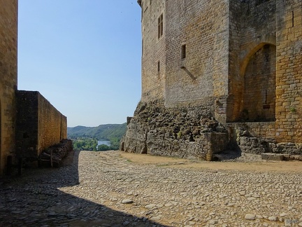 47 - Le château de Beynac