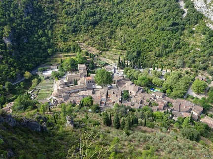 41 - Le village vu du château