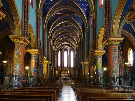 19 - L'église St Michel de Frigolet
