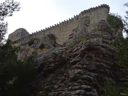 30 - Le château de Boulbon