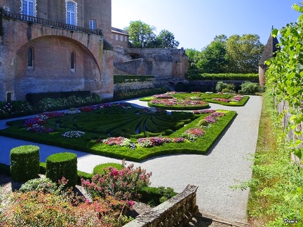 49 - Albi, jardins du palais