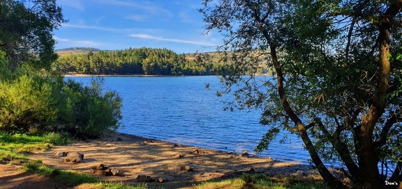 52 - Le lac d'Issarlès