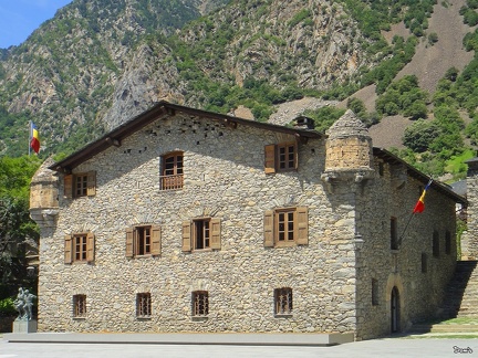 03 - La Casa de la Vall (maison de la vallée)