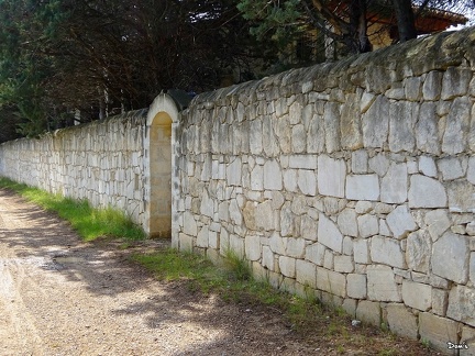 06 - Mur en pierres de taille