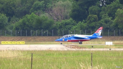 22 - Un Alpha Jet à l'atterrissage