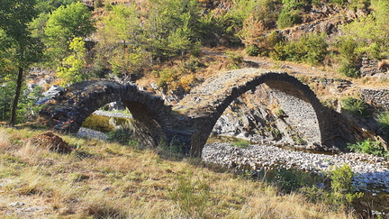 15 - vieux pont a vebron