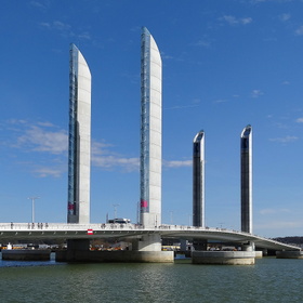 Le pont Chaban-Delmas à Bordeaux