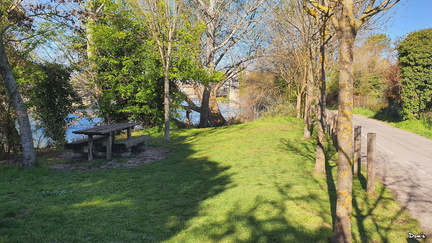 24 - Promenade le long de la Sorgue