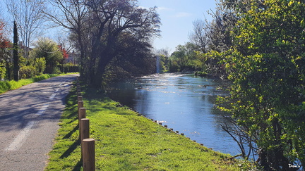 25 - Promenade le long de la Sorgue