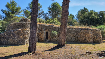 15 - Une borie, à Cornillon